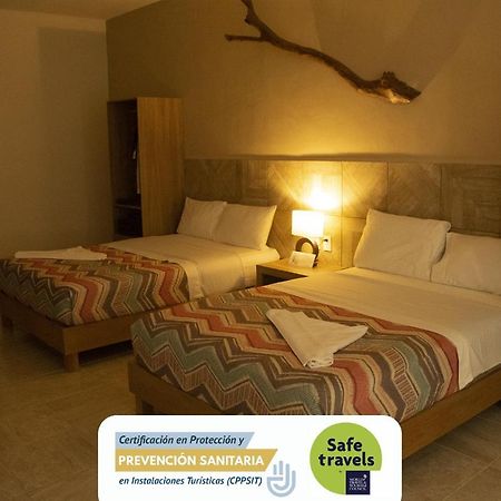 Hotel Puerto Corcho Puerto Morelos Buitenkant foto