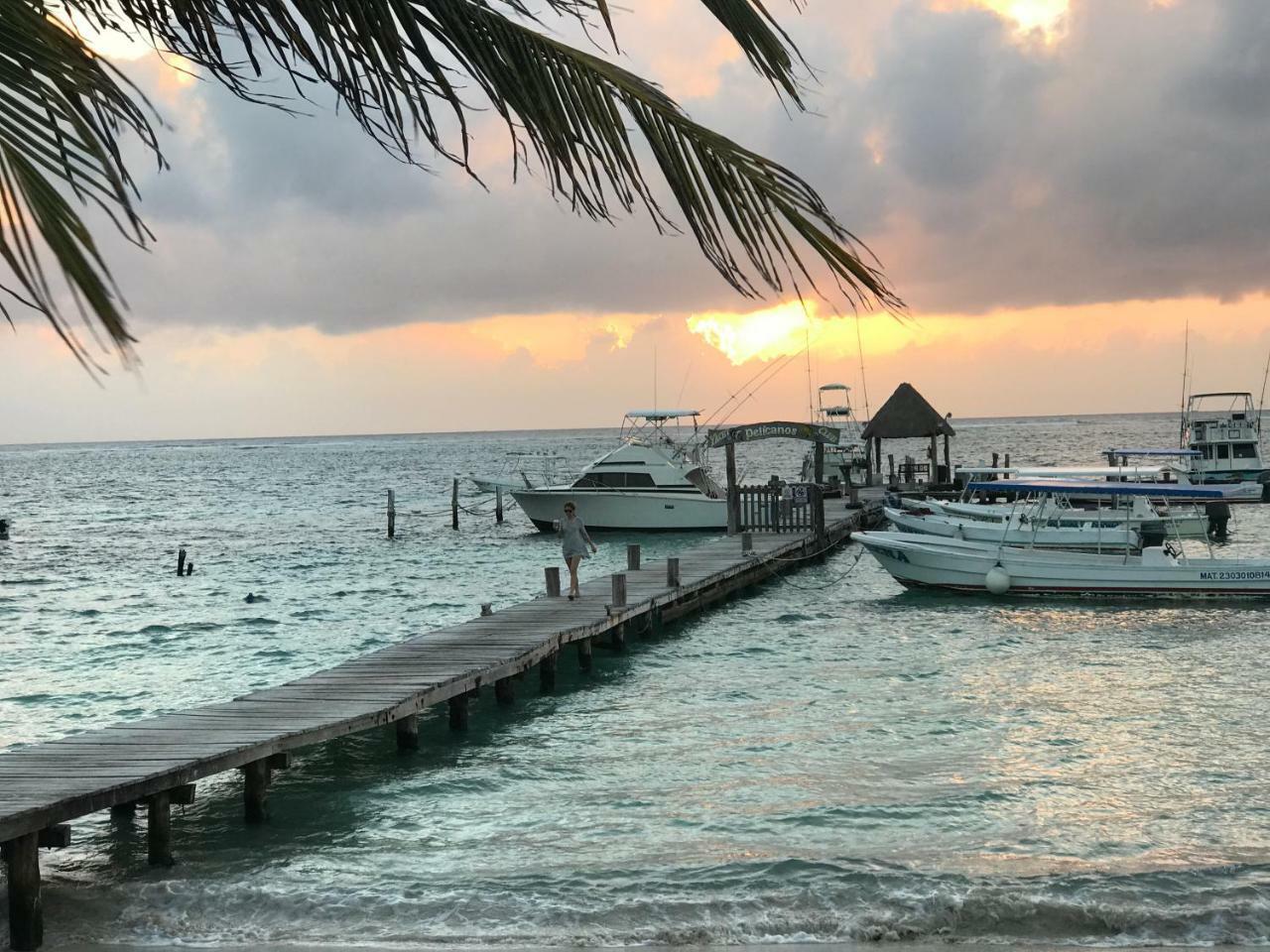 Hotel Puerto Corcho Puerto Morelos Buitenkant foto